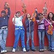 Kinder des Sinfonieorchesters Ecuador